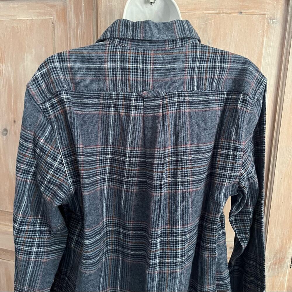 Eddie Bauer Blue Flannel Plaid Button Up Shirt Men’s Medium NEW - Picture 5 of 9